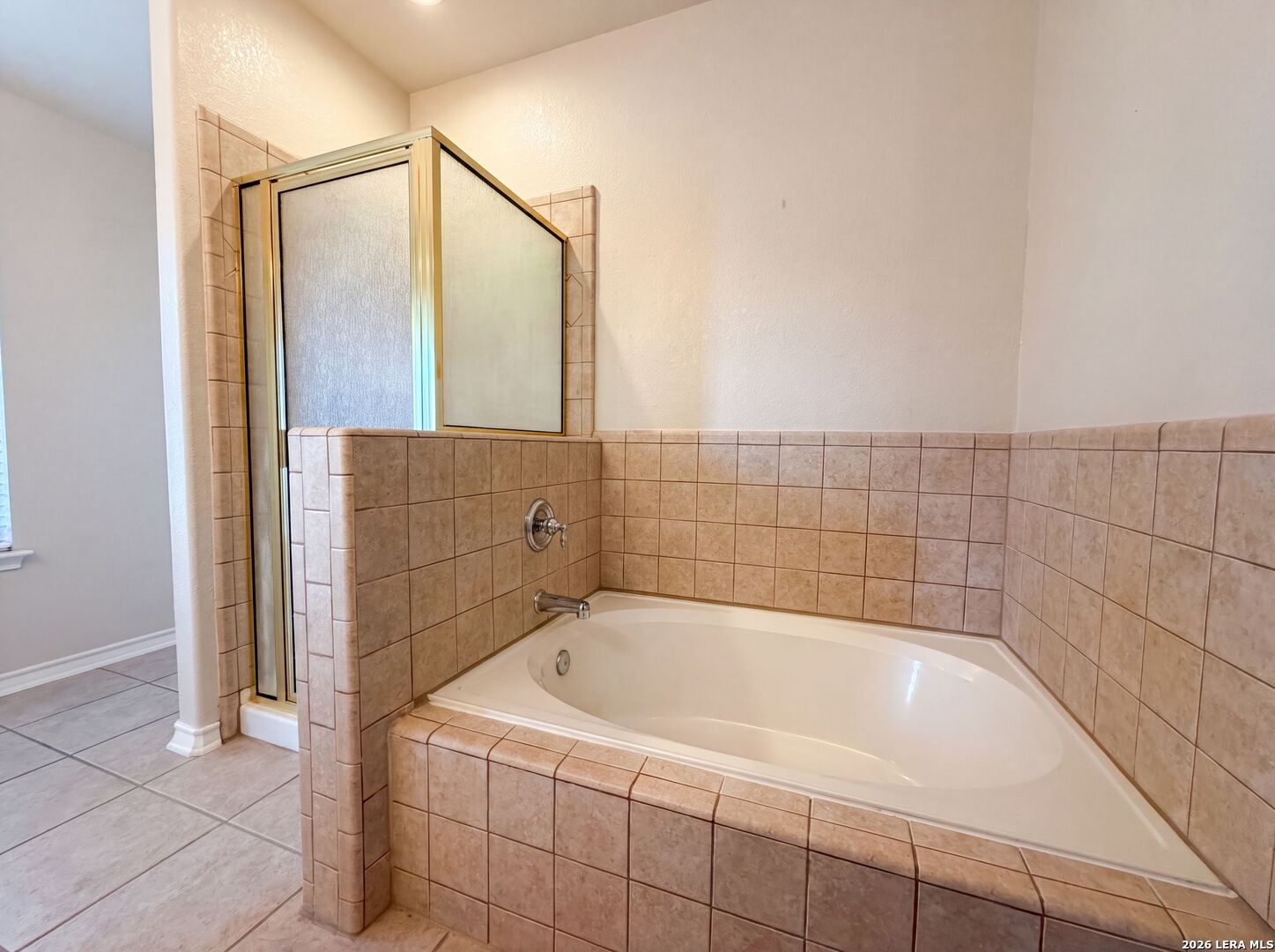 1108 Pinnacle Falls San Antonio TX 78260