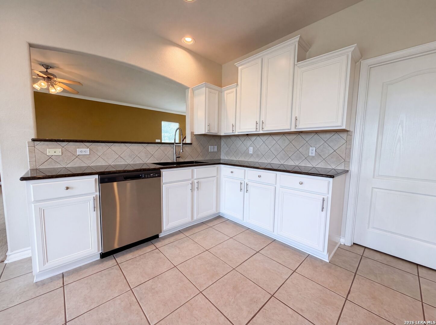 1108 Pinnacle Falls San Antonio TX 78260