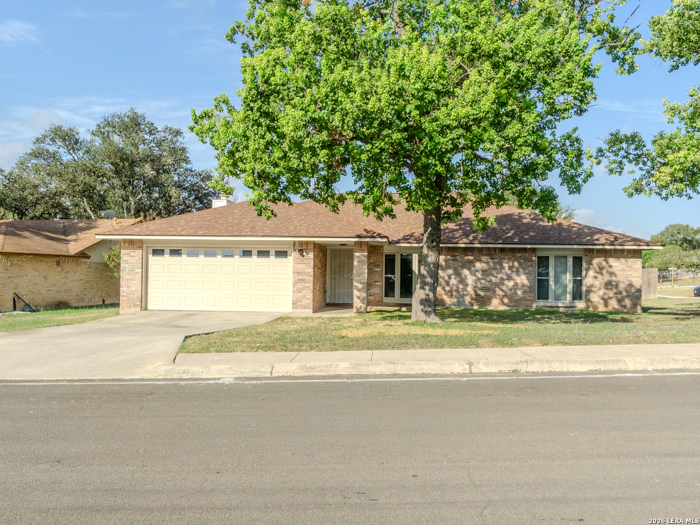 8426 Oak Post Street San Antonio TX 78251
