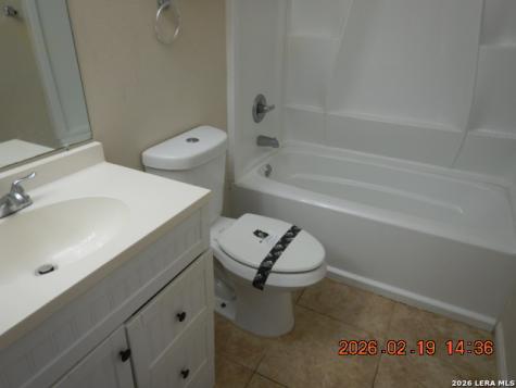 5875 Castle Lake San Antonio TX 78218