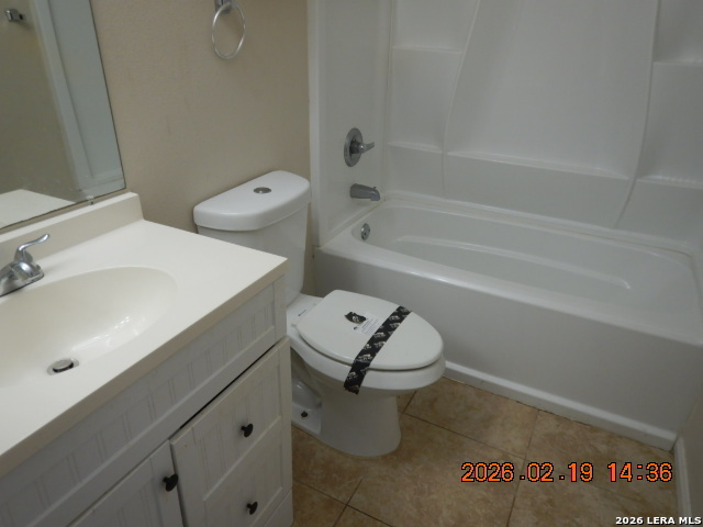 5875 Castle Lake San Antonio TX 78218