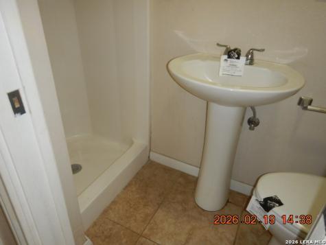 5875 Castle Lake San Antonio TX 78218