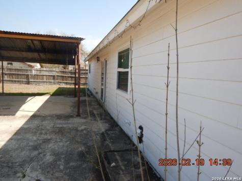5875 Castle Lake San Antonio TX 78218