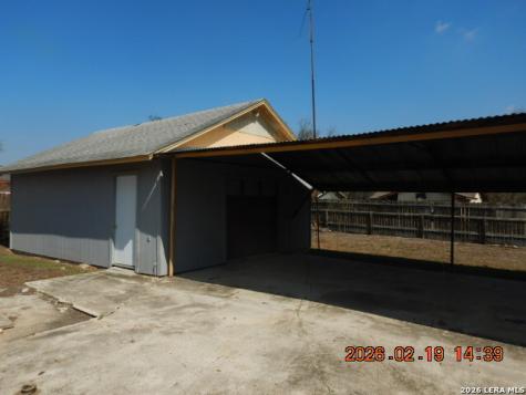 5875 Castle Lake San Antonio TX 78218