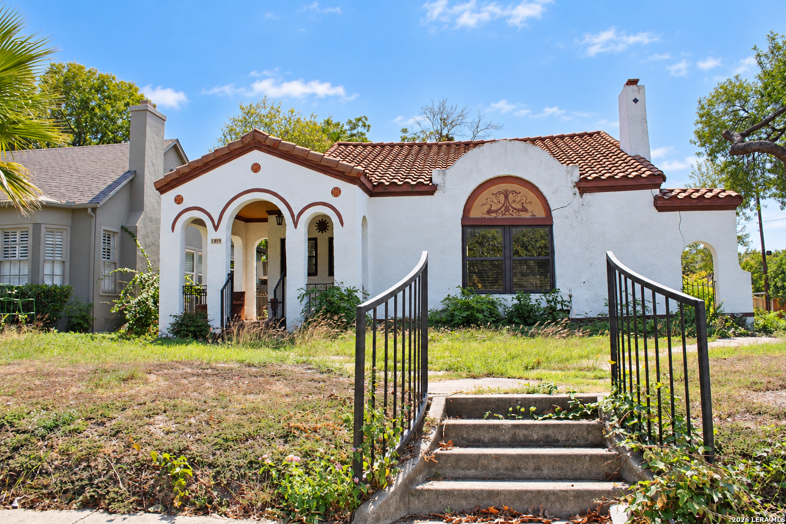 1944 W Summit San Antonio TX 78201