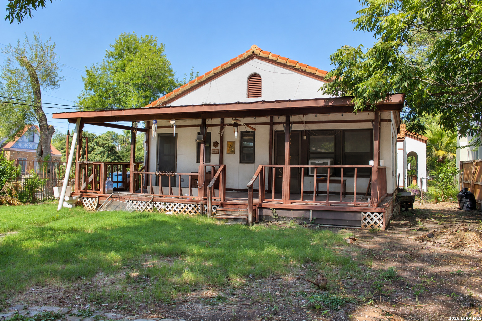 1944 W Summit San Antonio TX 78201