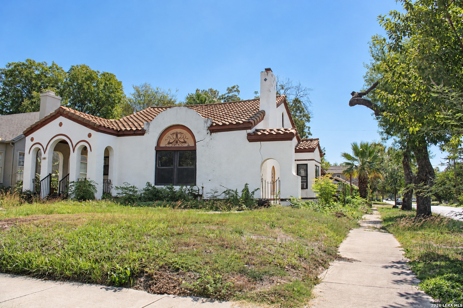 1944 W Summit San Antonio TX 78201