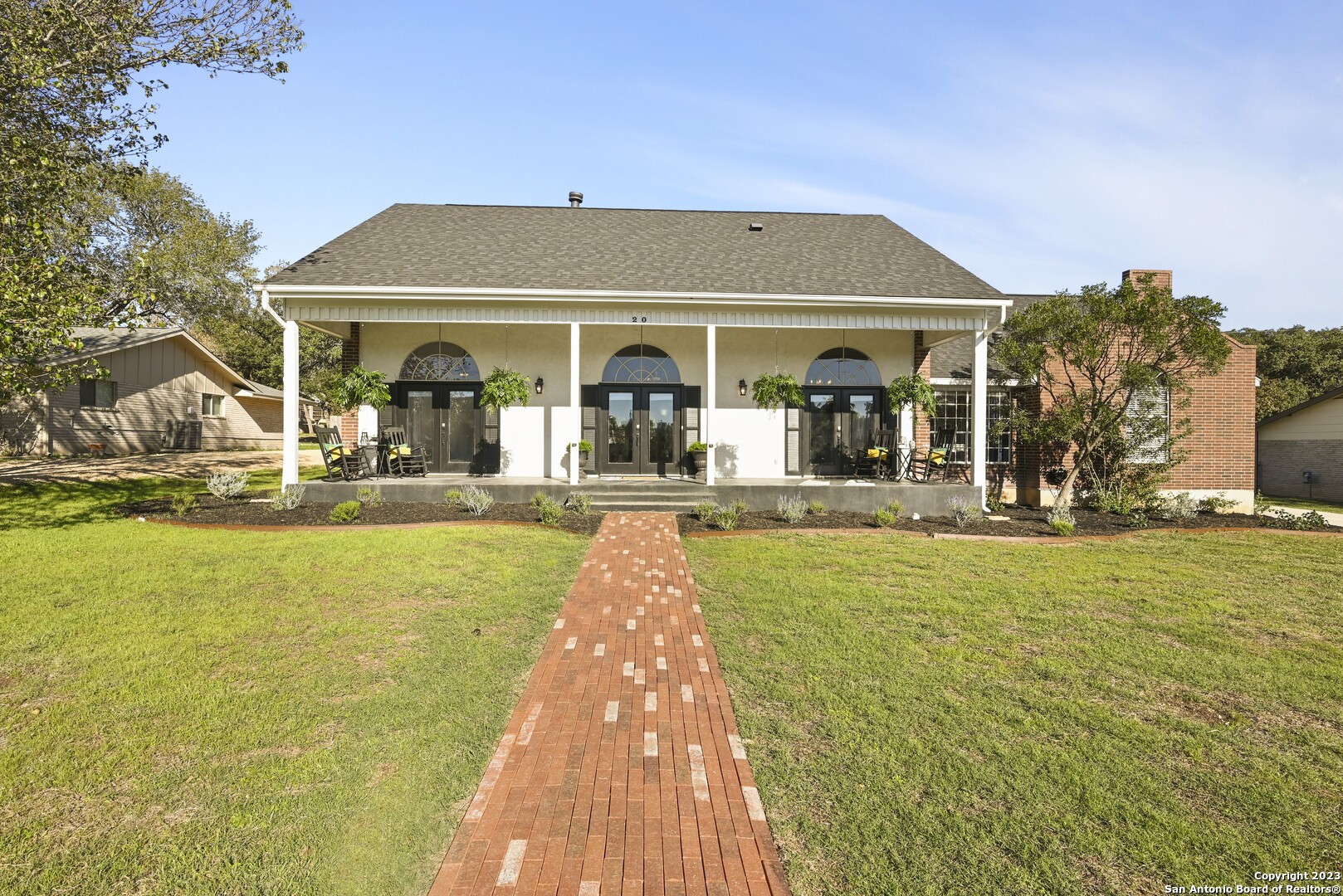 20 La Mesa Drive New Braunfels TX 78130