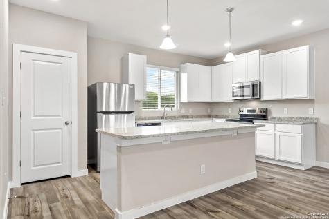 21531 Sir Walter San Antonio TX 78256