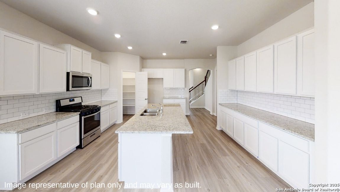 21078 Millstream Bend San Antonio TX 78266