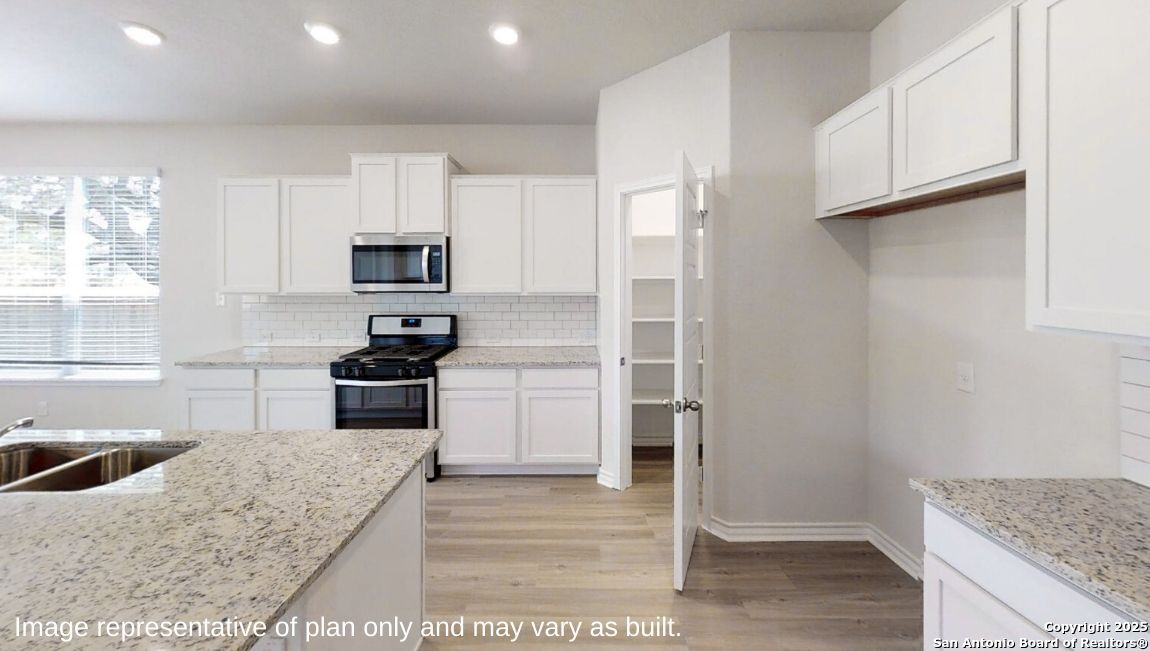 21078 Millstream Bend San Antonio TX 78266