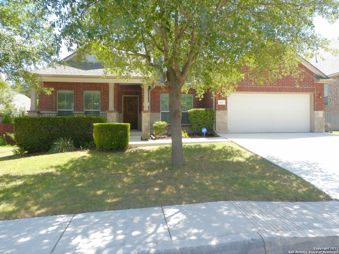 16411 La Madera Rio Helotes TX 78023