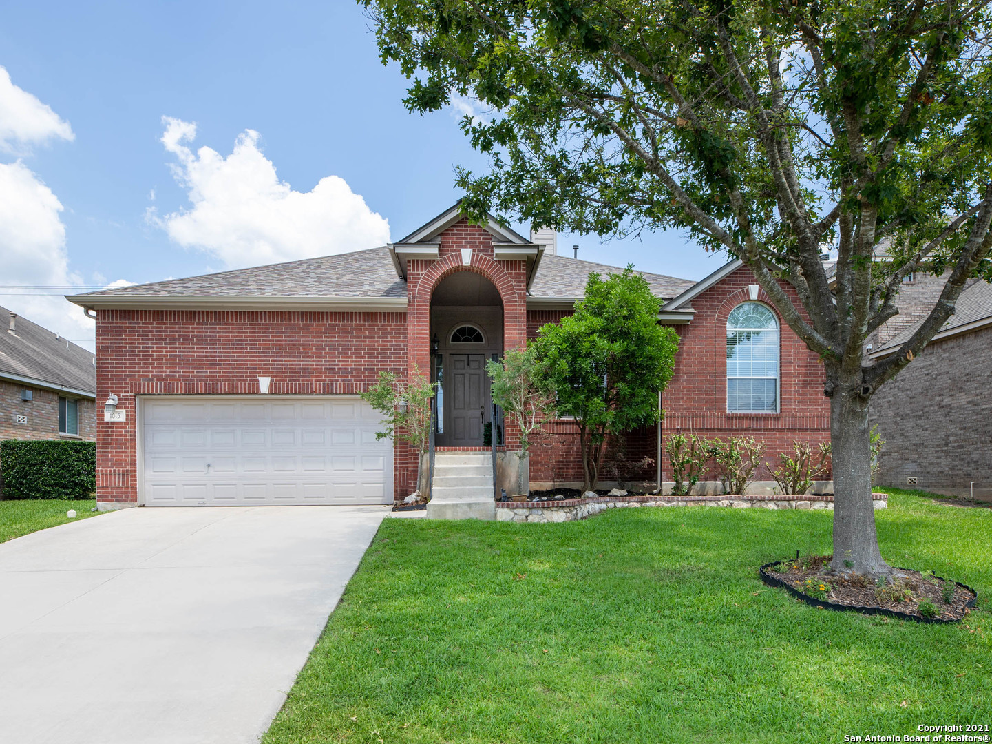 1015 Peg Oak San Antonio TX 78258