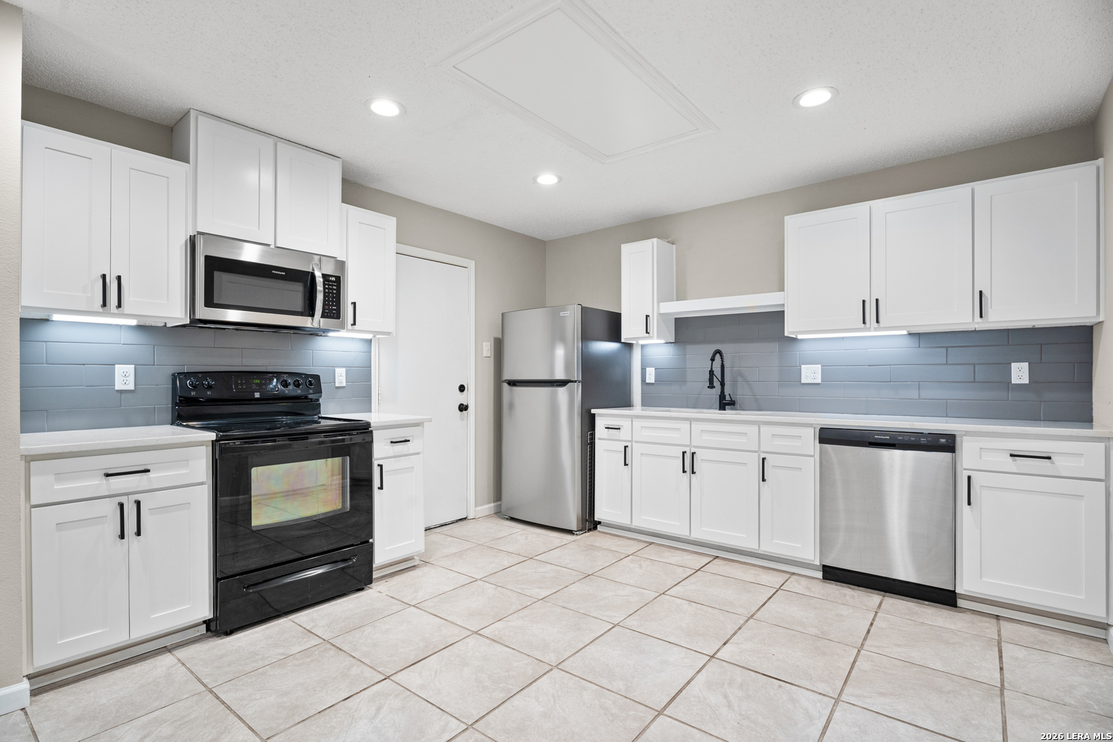 5546 Enchanted Draw San Antonio TX 78251