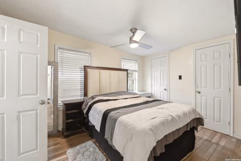 1050 Kendalia Avenue San Antonio TX 78221