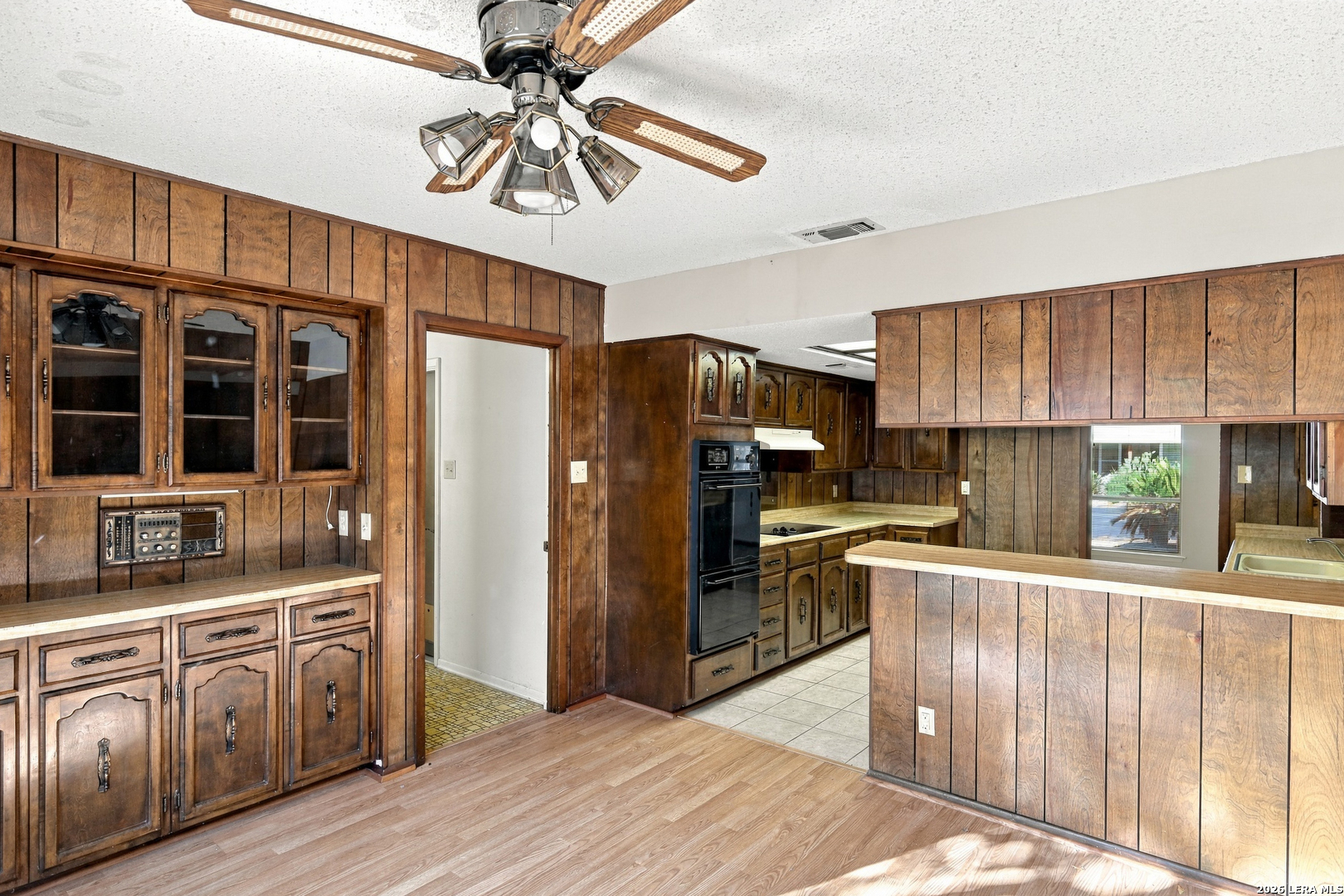 2230 Shadow Cliff Street San Antonio TX 78232