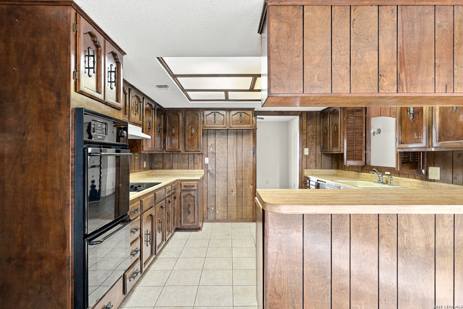 2230 Shadow Cliff Street San Antonio TX 78232