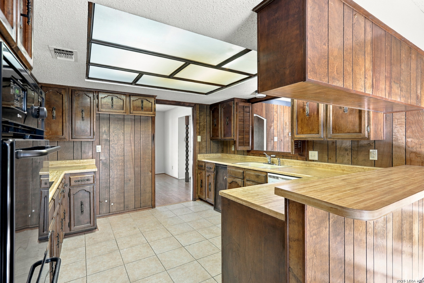 2230 Shadow Cliff Street San Antonio TX 78232
