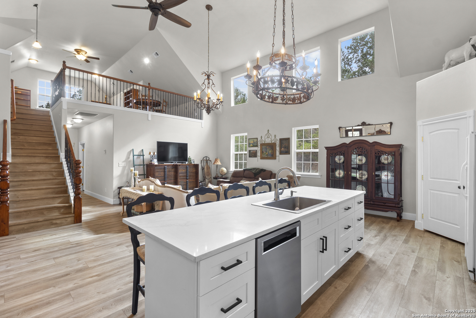 792 Alamo Beach Pipe Creek TX 78063