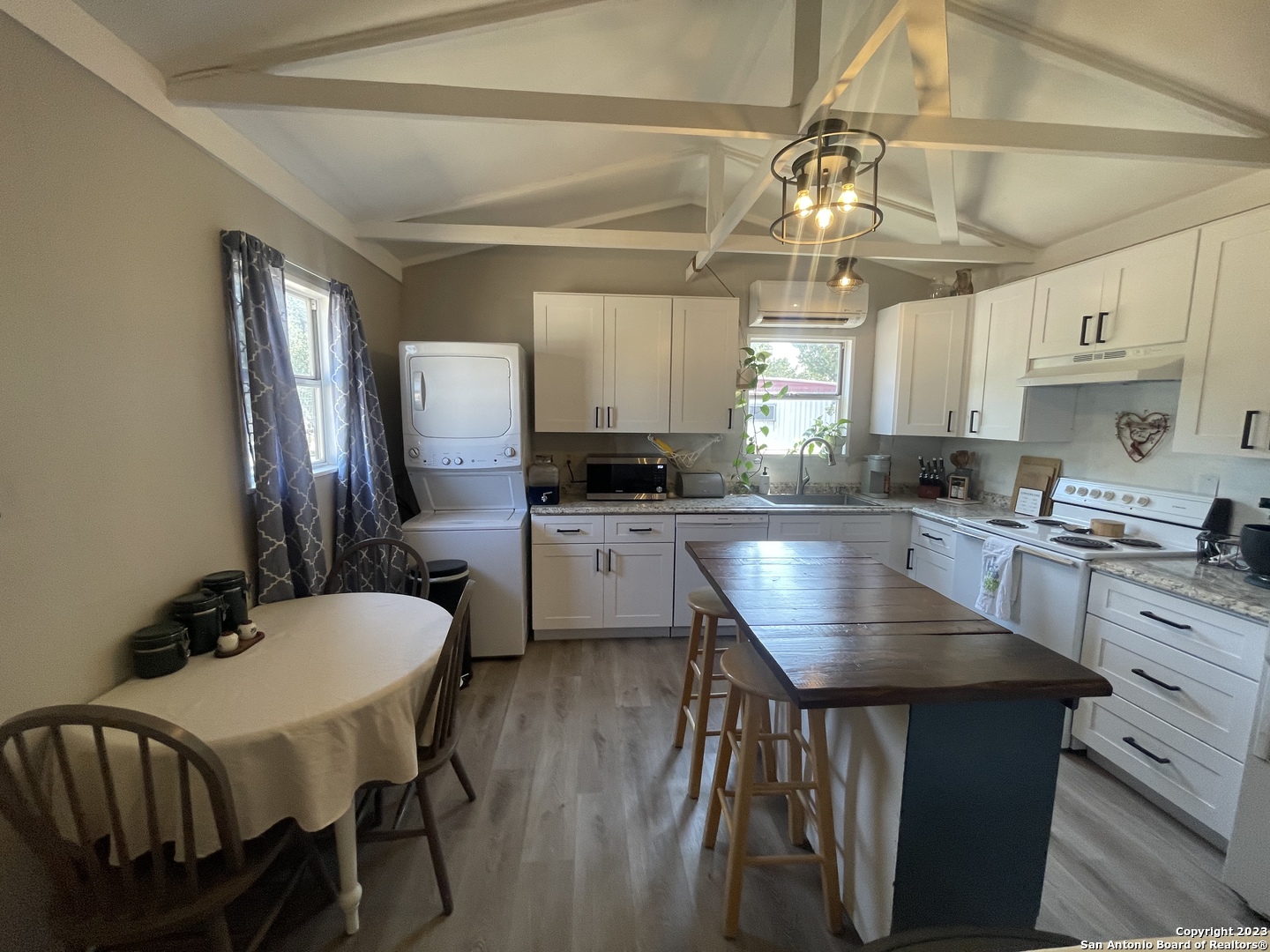 792 Alamo Beach Pipe Creek TX 78063
