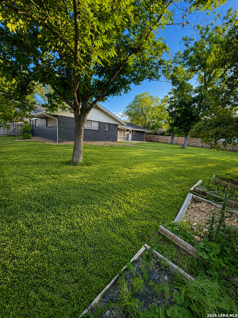641 Richfield Drive Windcrest TX 78239