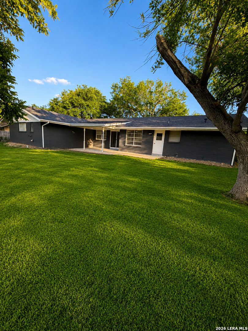 641 Richfield Drive Windcrest TX 78239