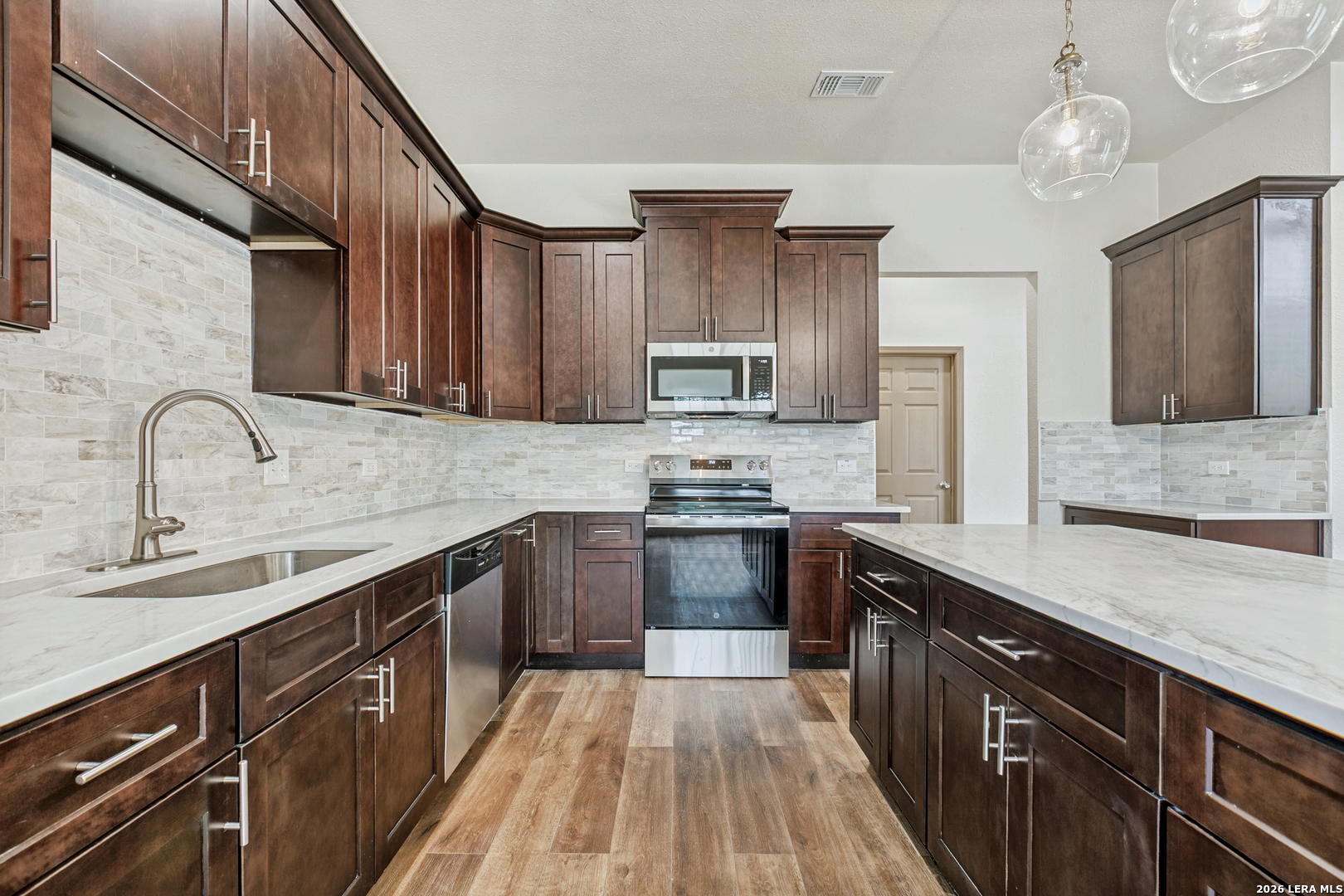 13539 Sleepy Oaks San Antonio TX 78253