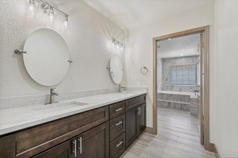 13539 Sleepy Oaks San Antonio TX 78253