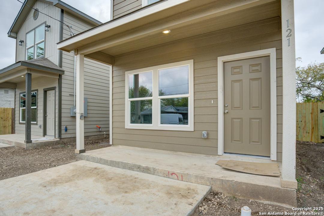 121 Lawton Street San Antonio TX 78237
