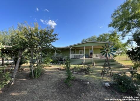 655 Fm 2579 Floresville TX 78114