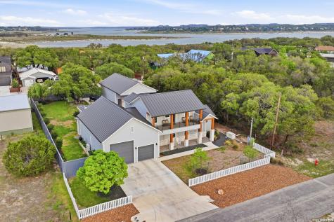 2551 Lakeshore Drive Canyon Lake TX 78133