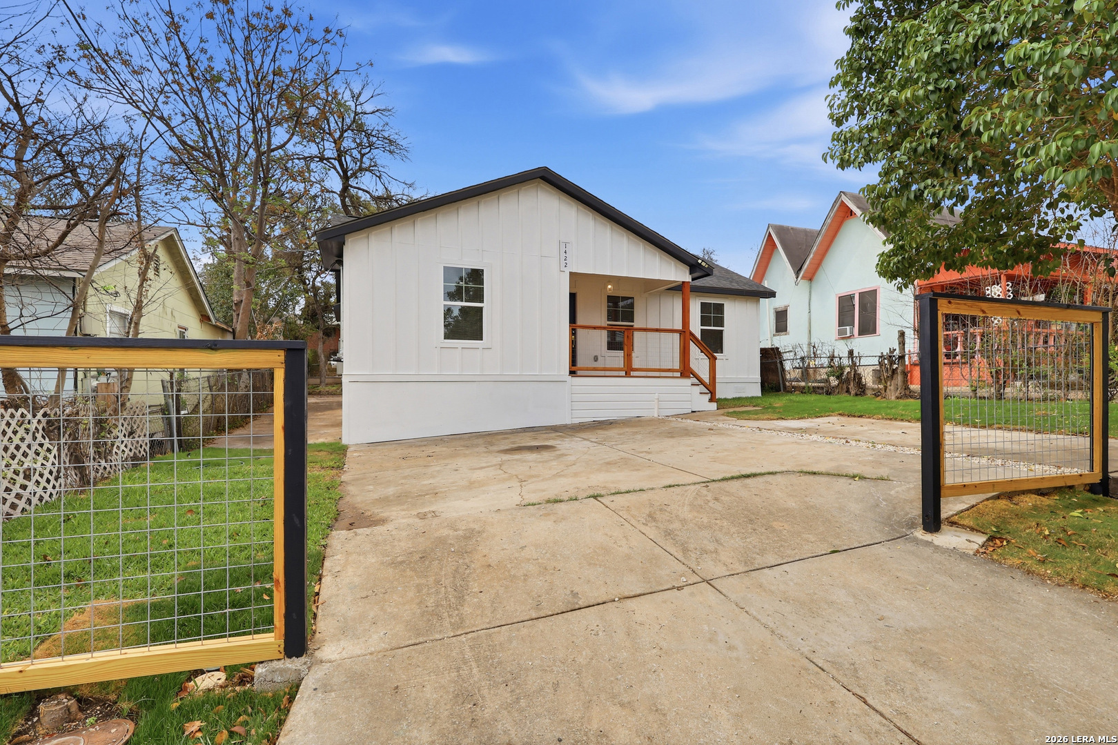 1422 Kayton San Antonio TX 78210