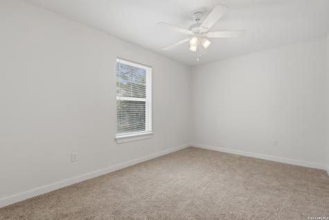 1422 Kayton San Antonio TX 78210