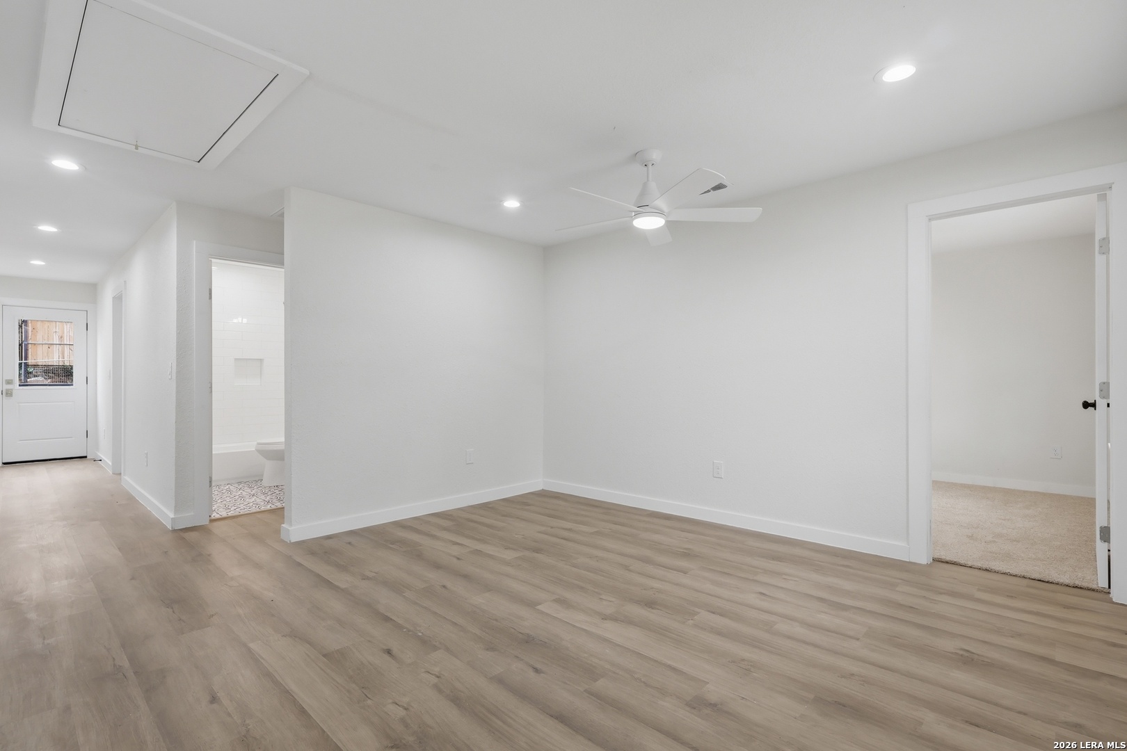 1422 Kayton San Antonio TX 78210