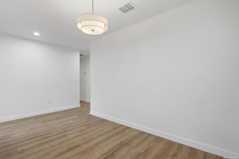 1422 Kayton San Antonio TX 78210