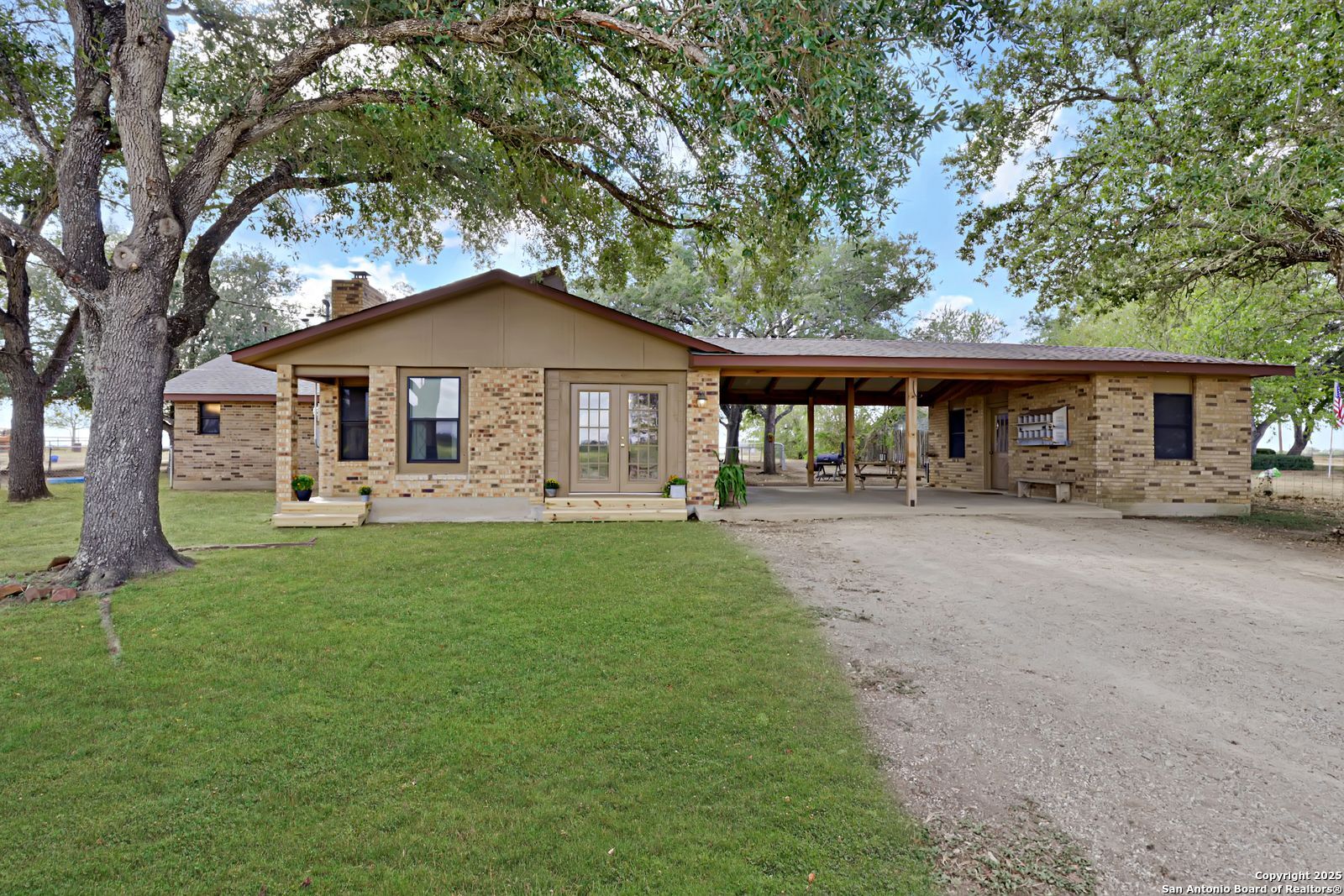 10862 Fm 537 Stockdale TX 78160