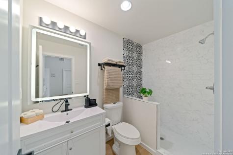 1104 S Gevers Street San Antonio TX 78203