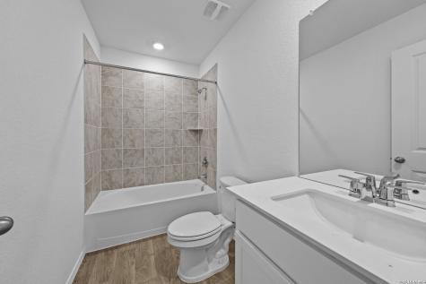 16035 Mahogany Way Elmendorf TX 78112