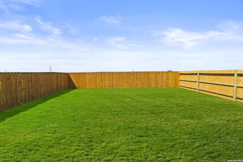 16035 Mahogany Way Elmendorf TX 78112