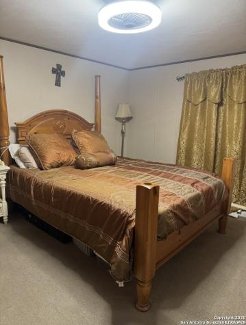 4223 Waterwood Pass Elmendorf TX 78112