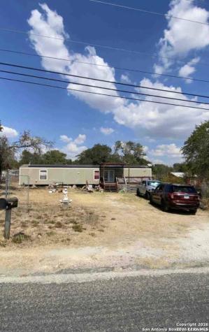 4223 Waterwood Pass Elmendorf TX 78112