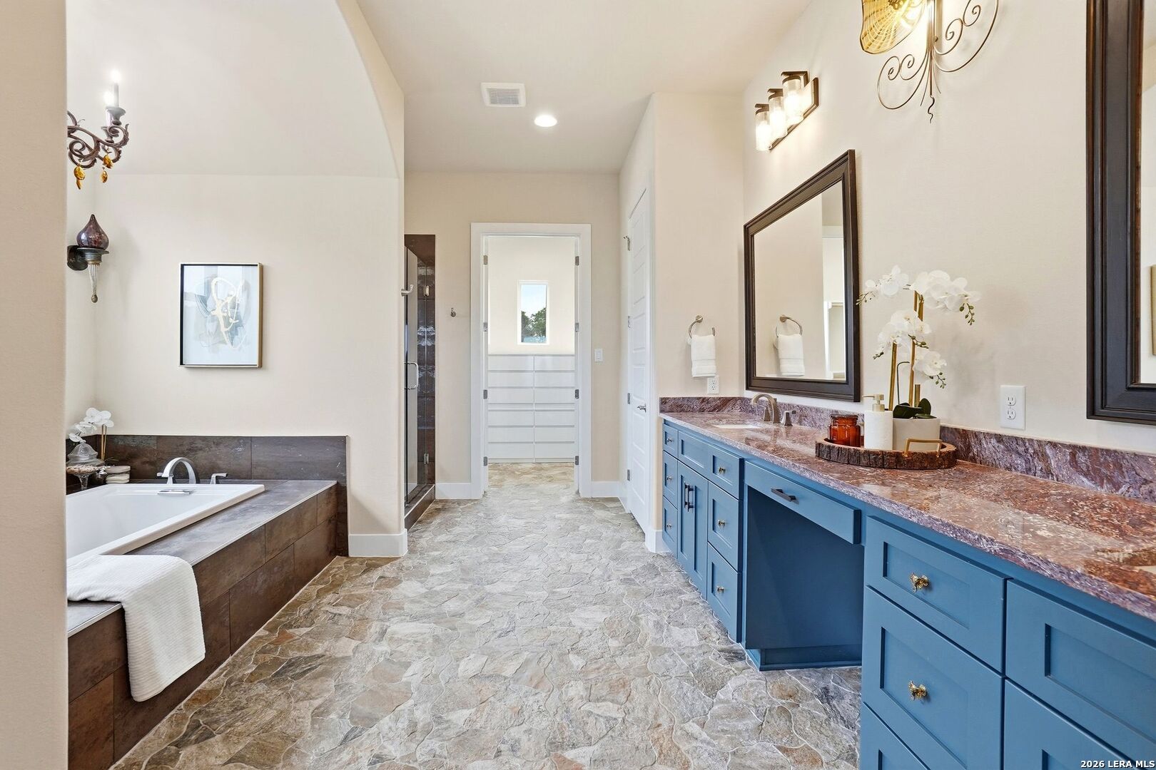 9889 Cash Mountain Helotes TX 78023