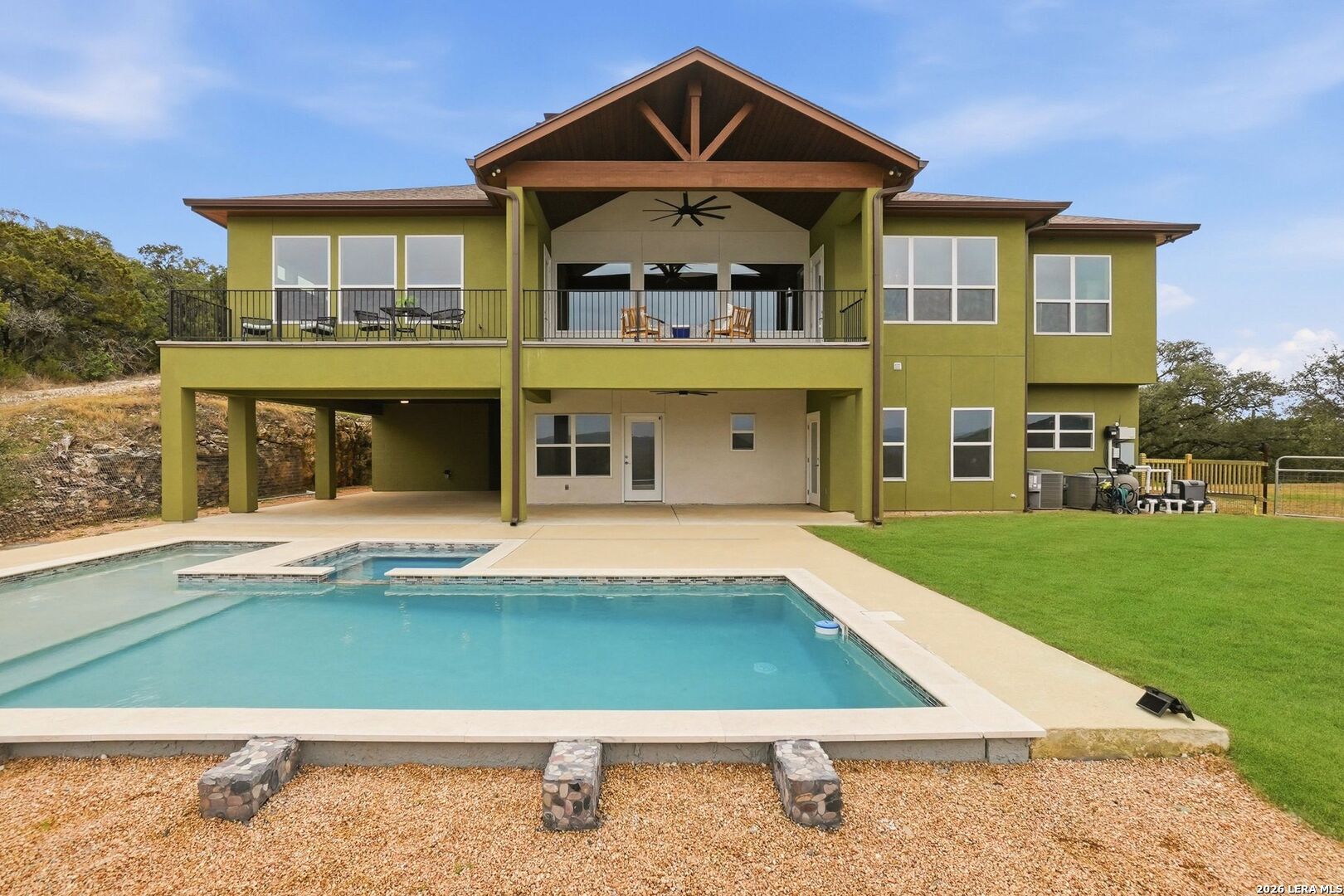9889 Cash Mountain Helotes TX 78023