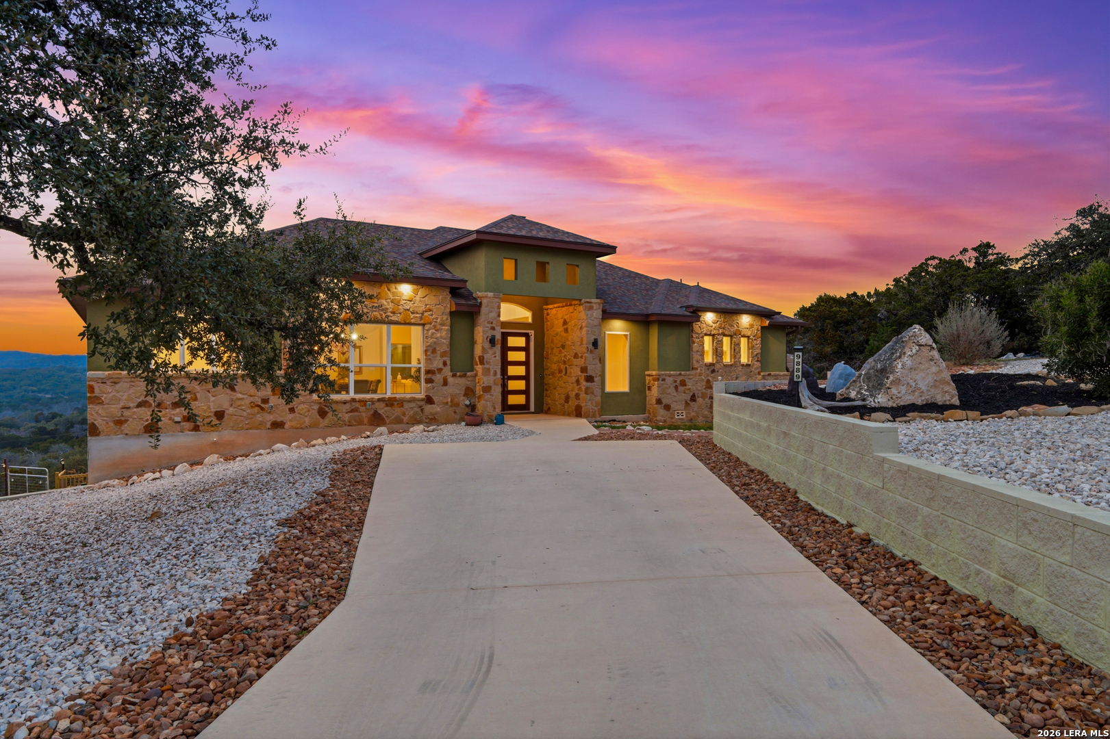 9889 Cash Mountain Helotes TX 78023
