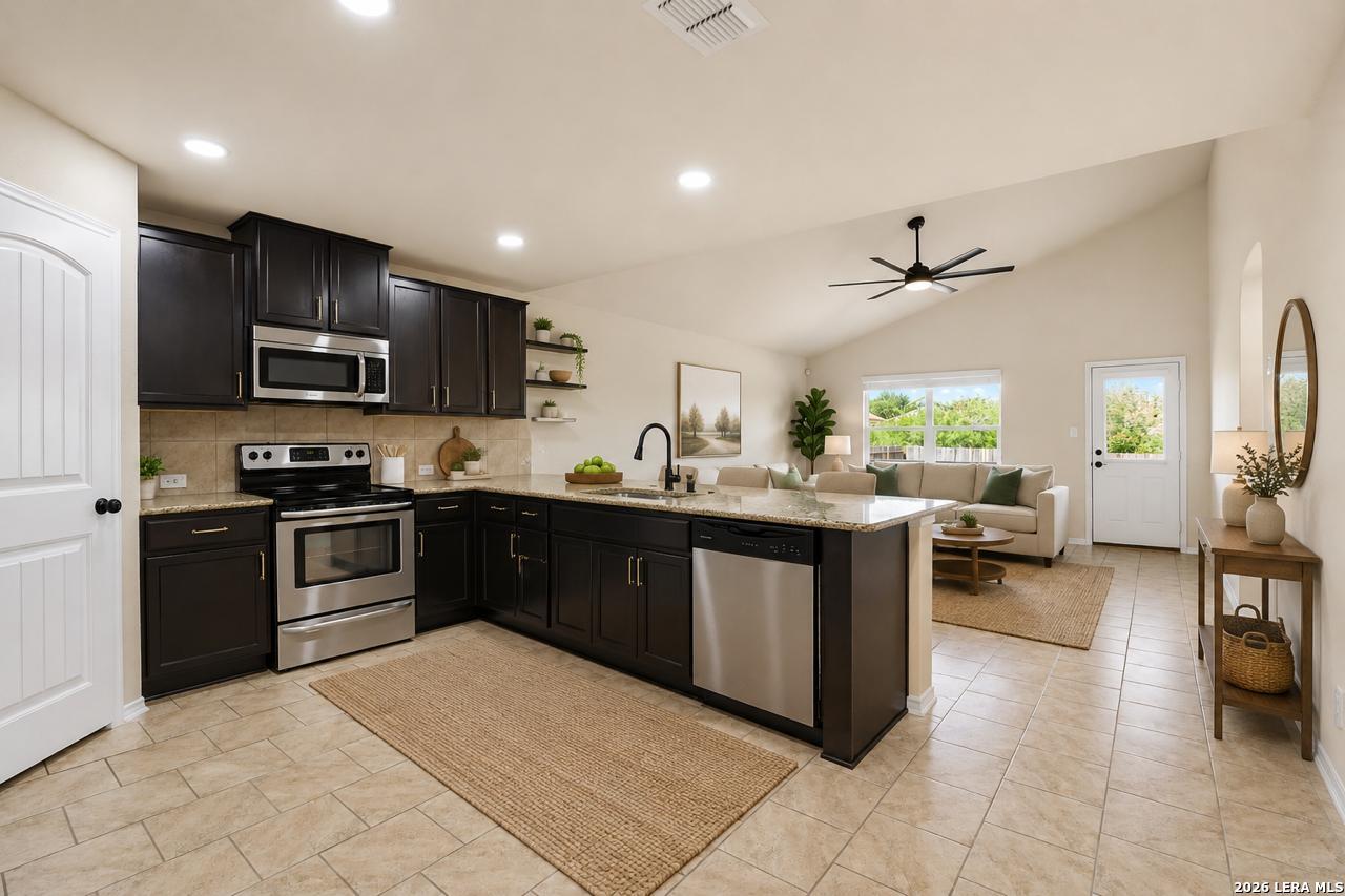 11715 Verdis Valley San Antonio TX 78245