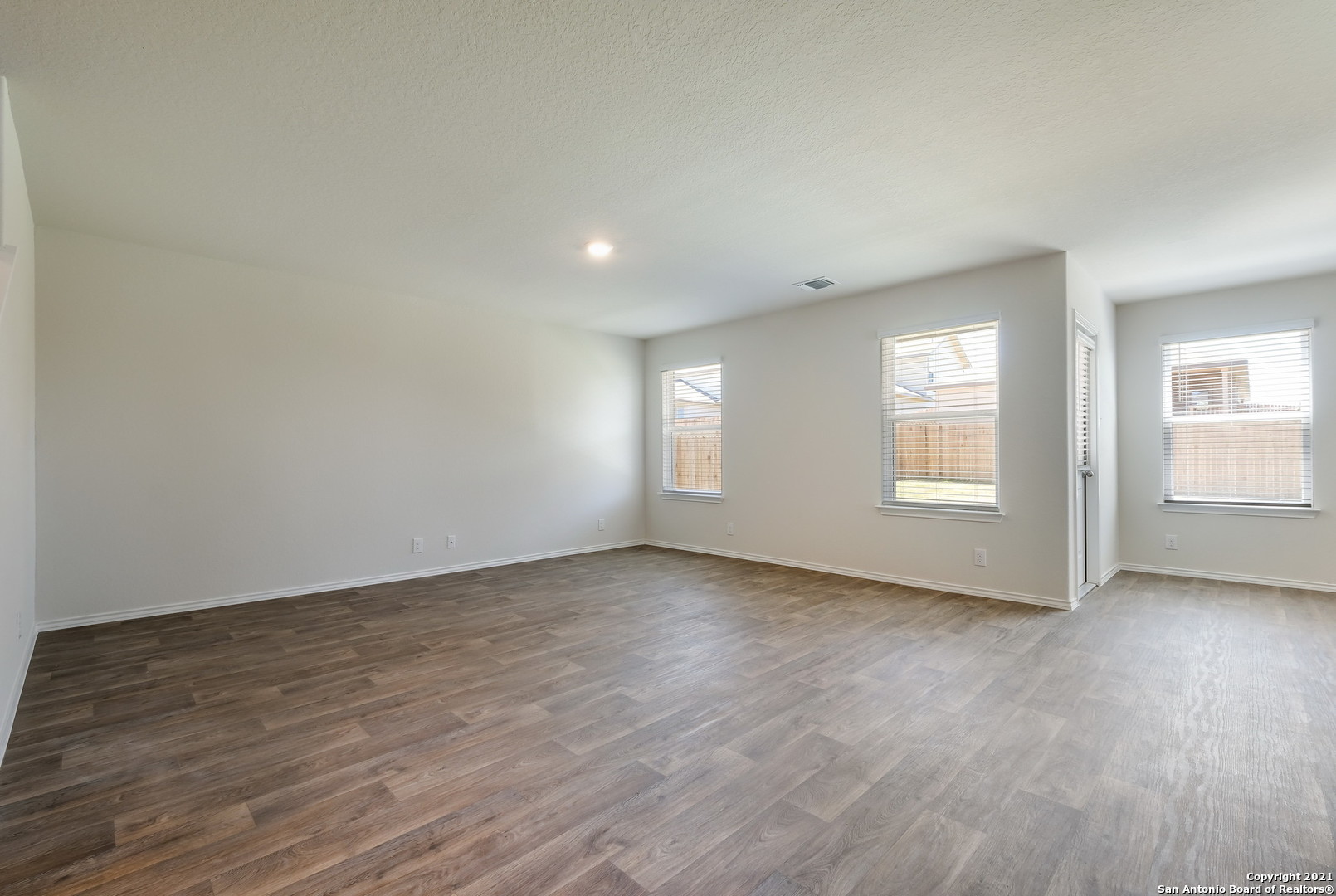 8227 Atlas Rise San Antonio TX 78252