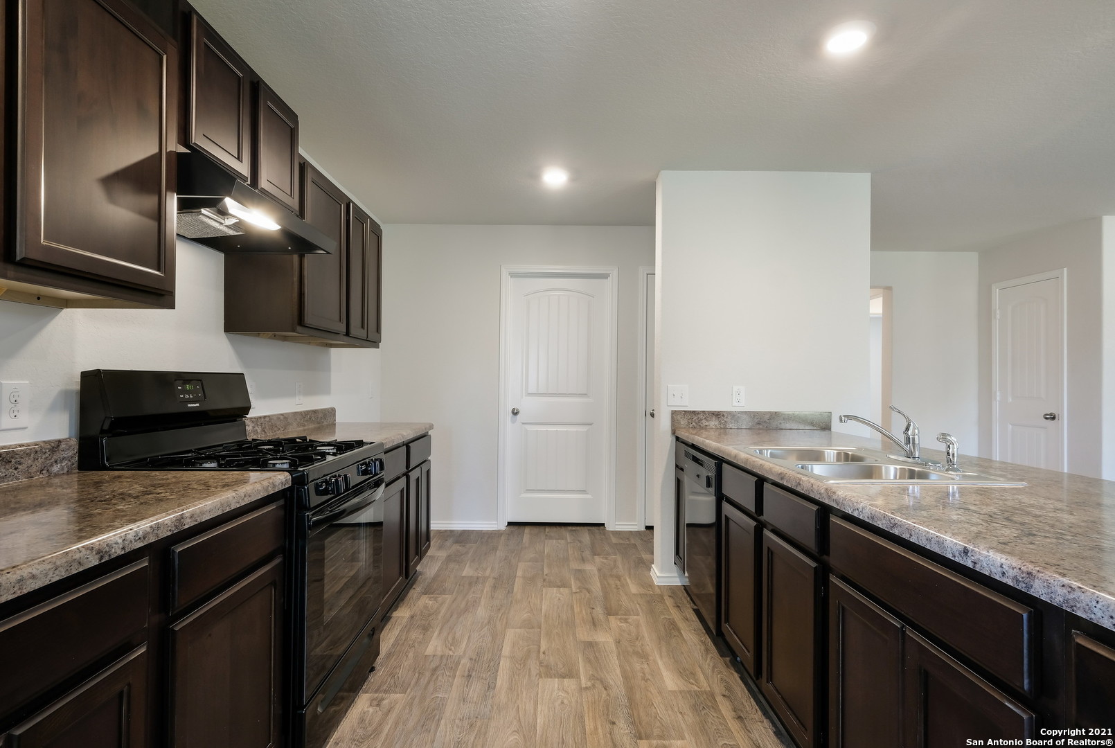 8227 Atlas Rise San Antonio TX 78252