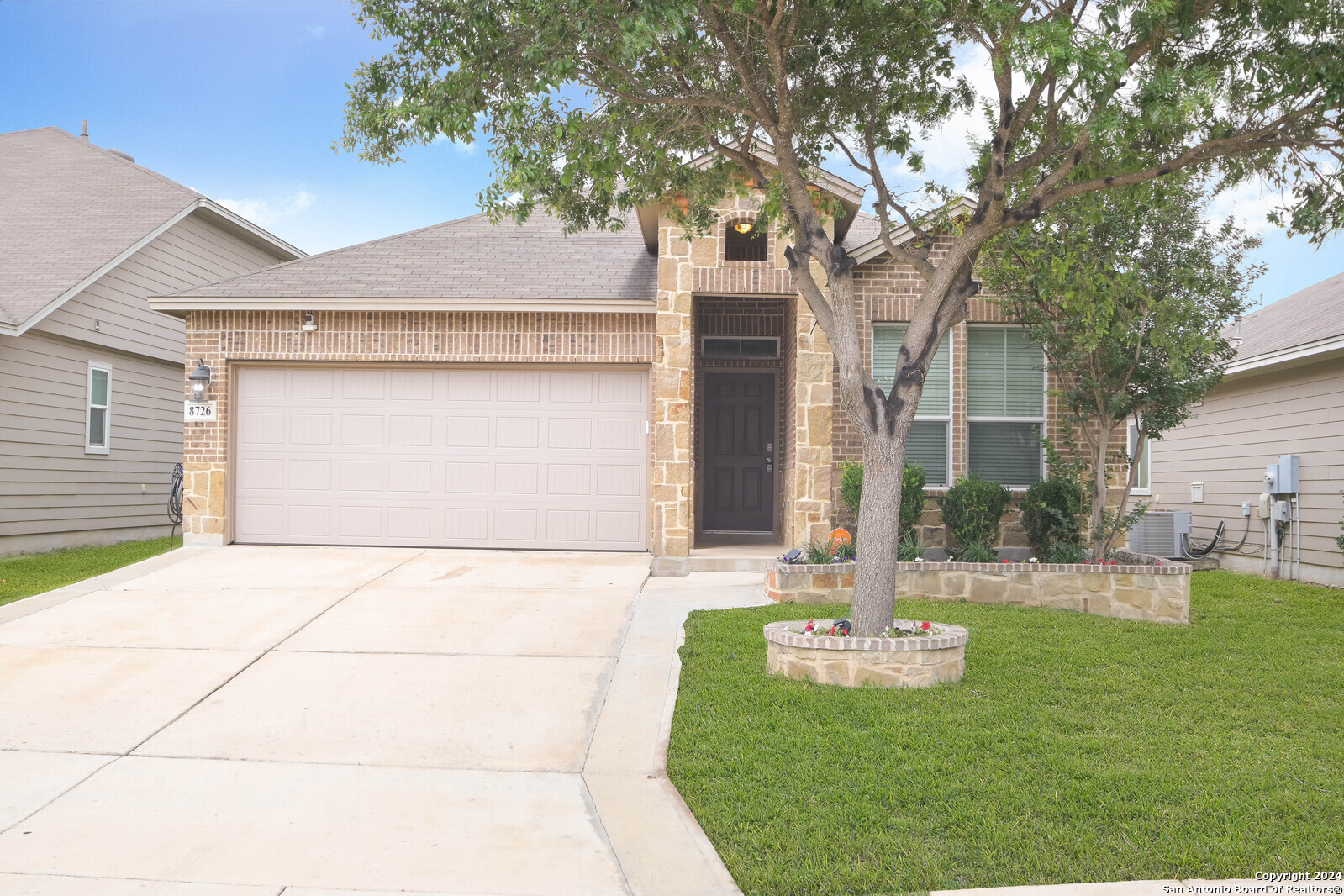 8726 Dove Oak Lane San Antonio TX 78254
