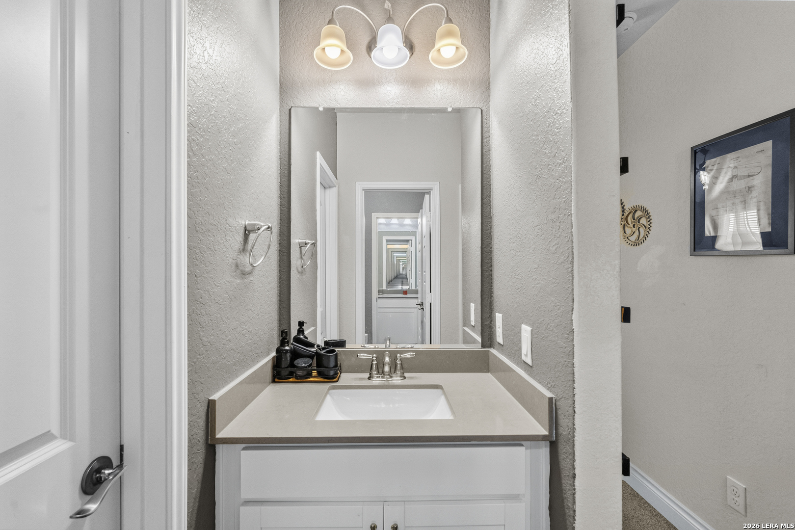 10747 Lone Ranger San Antonio TX 78254