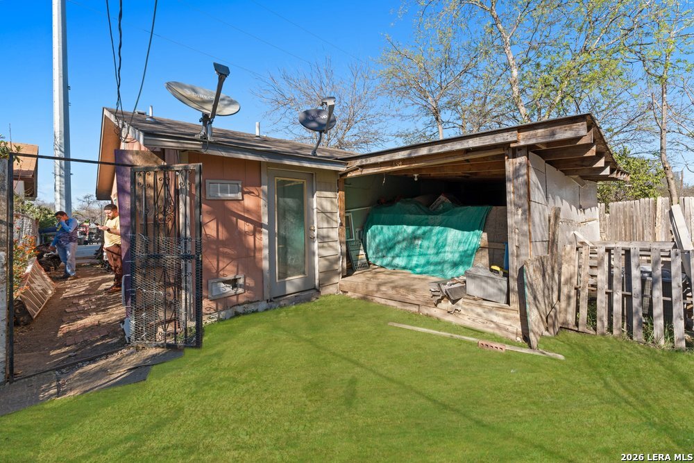 2824 Ruiz Street San Antonio TX 78228